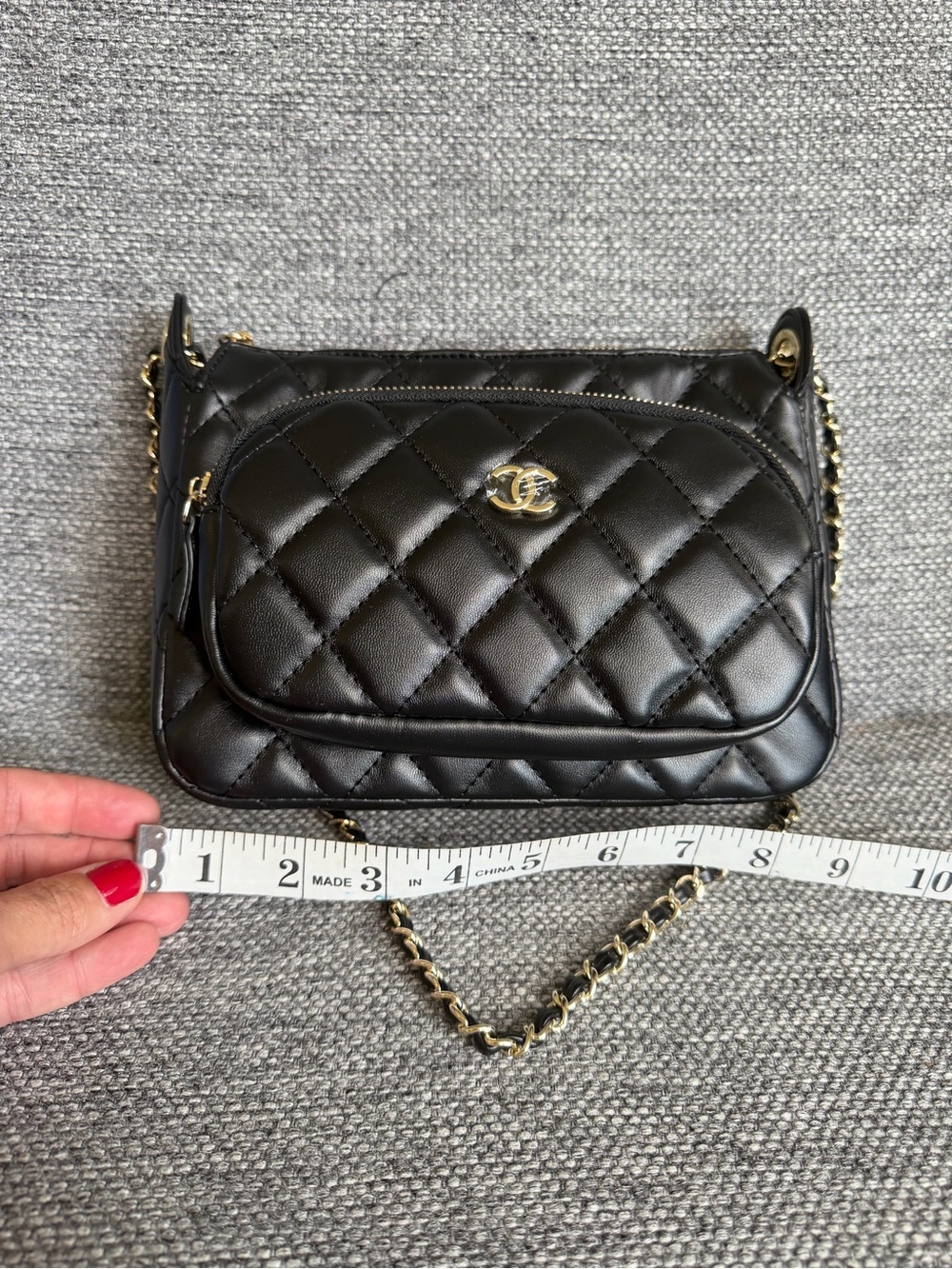 CHANEL Black Quilted Shoulder Bag with Gold Hardware - Picture 12 of 14